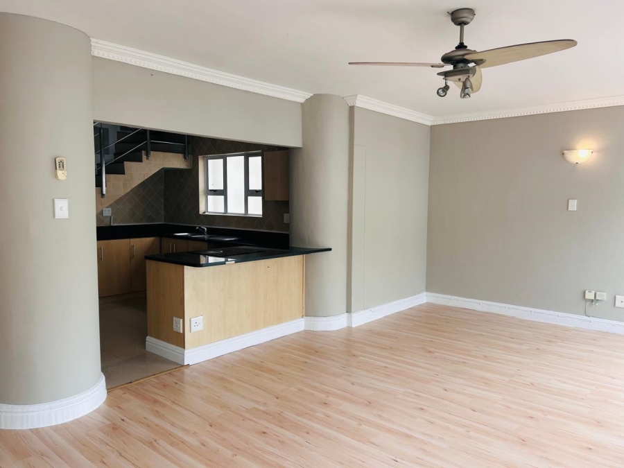 2 Bedroom Property for Sale in Sea Point Western Cape